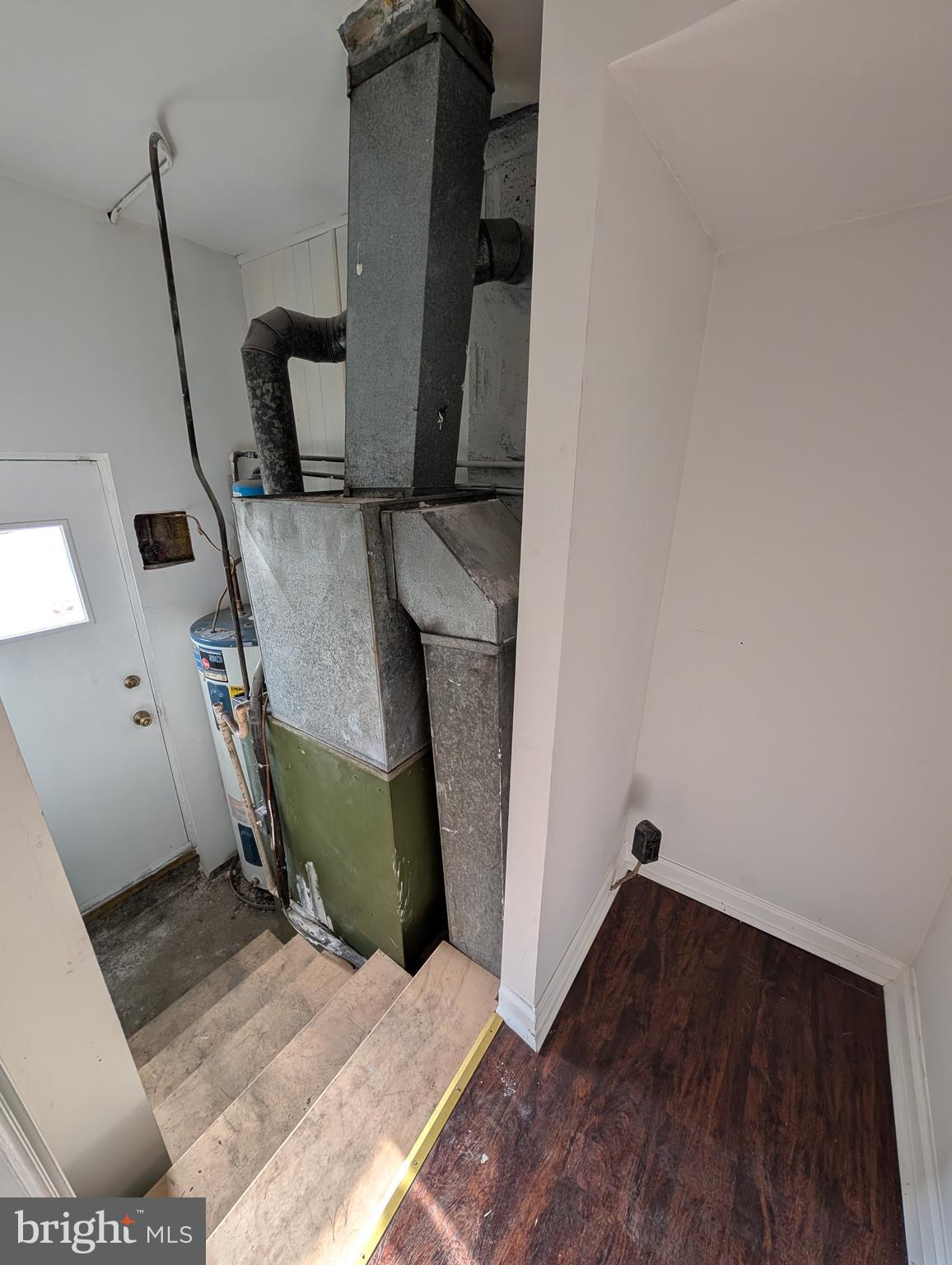 414 Avondale Road Dundalk, MD 21222 - Photo 19 of 29 a view of a storage & utility room