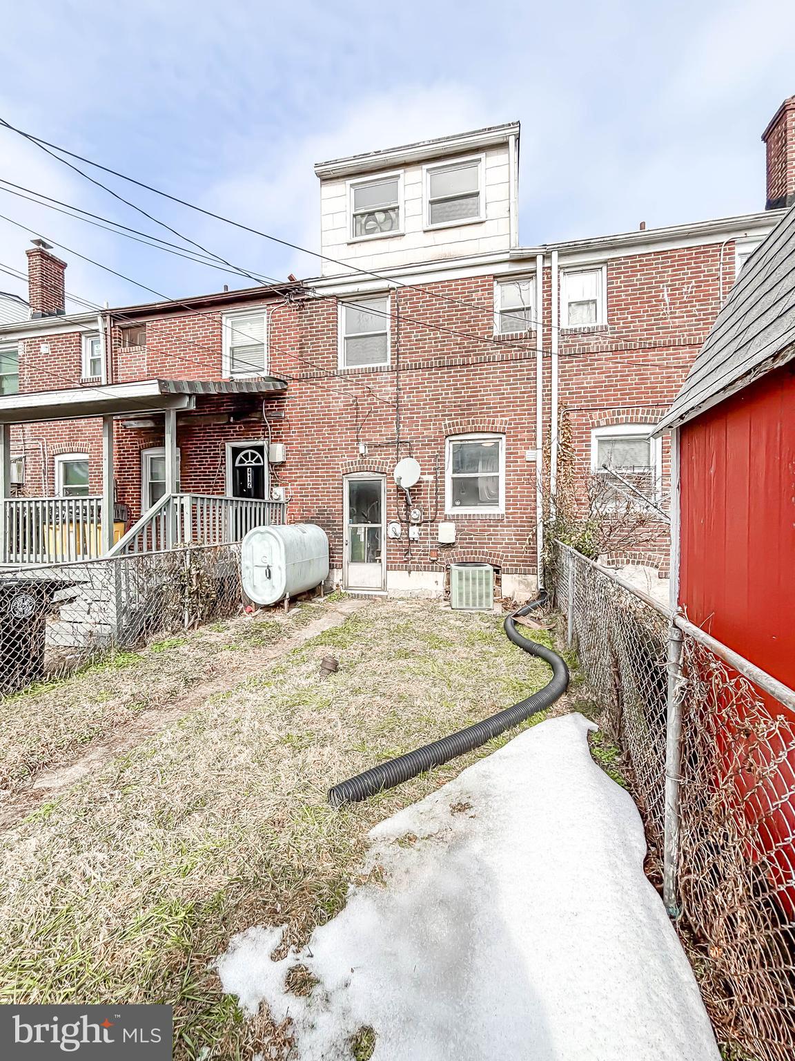 414 Avondale Road Dundalk, MD 21222 - Photo 4 of 35