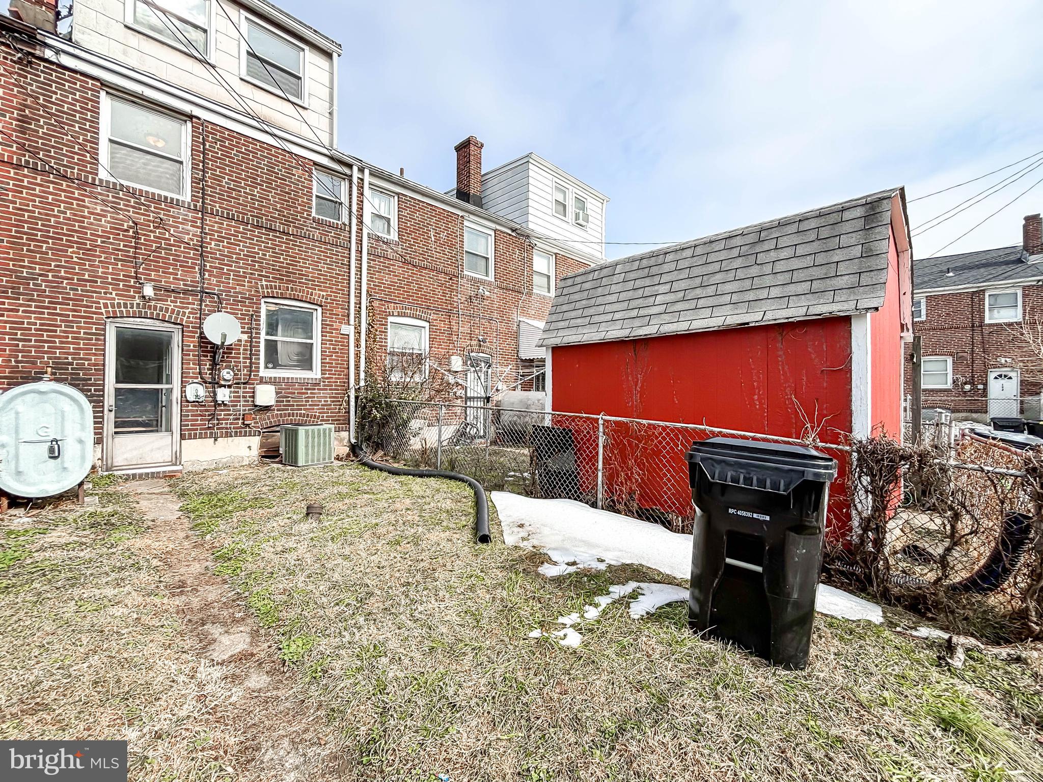 414 Avondale Road Dundalk, MD 21222 - Photo 5 of 35