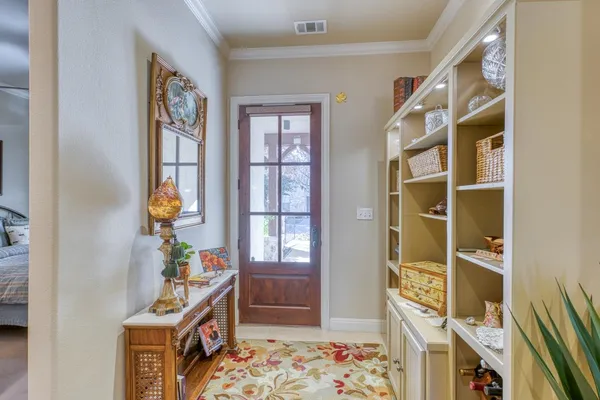 $485,000 | 302 Enclave Circle, Horseshoe Bay, TX 78657