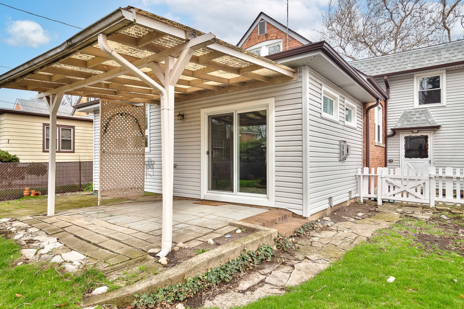 7701 West Rascher Avenue Chicago, IL 60656 - Photo 24 of 27