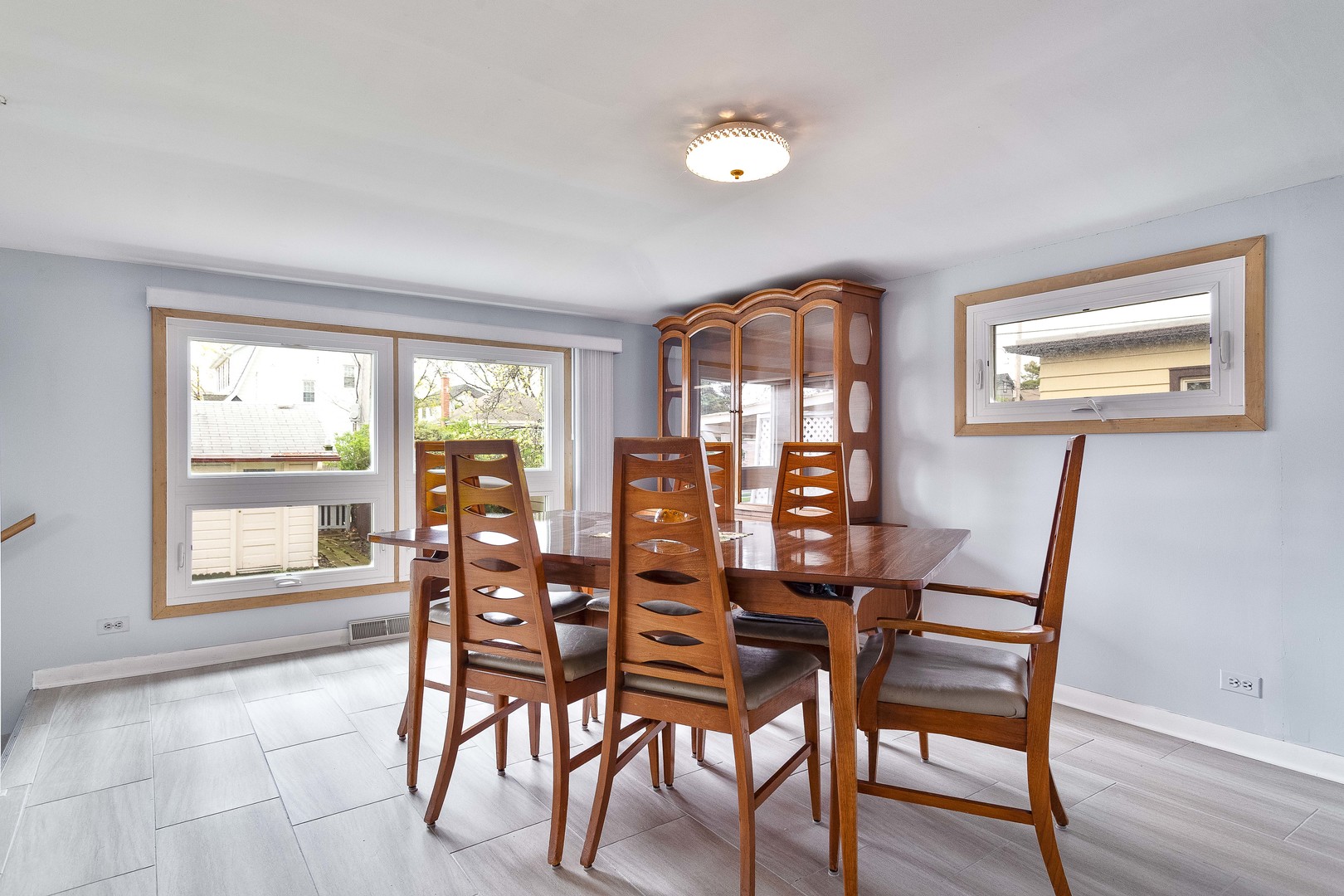 7701 West Rascher Avenue Chicago, IL 60656 - Photo 7 of 27