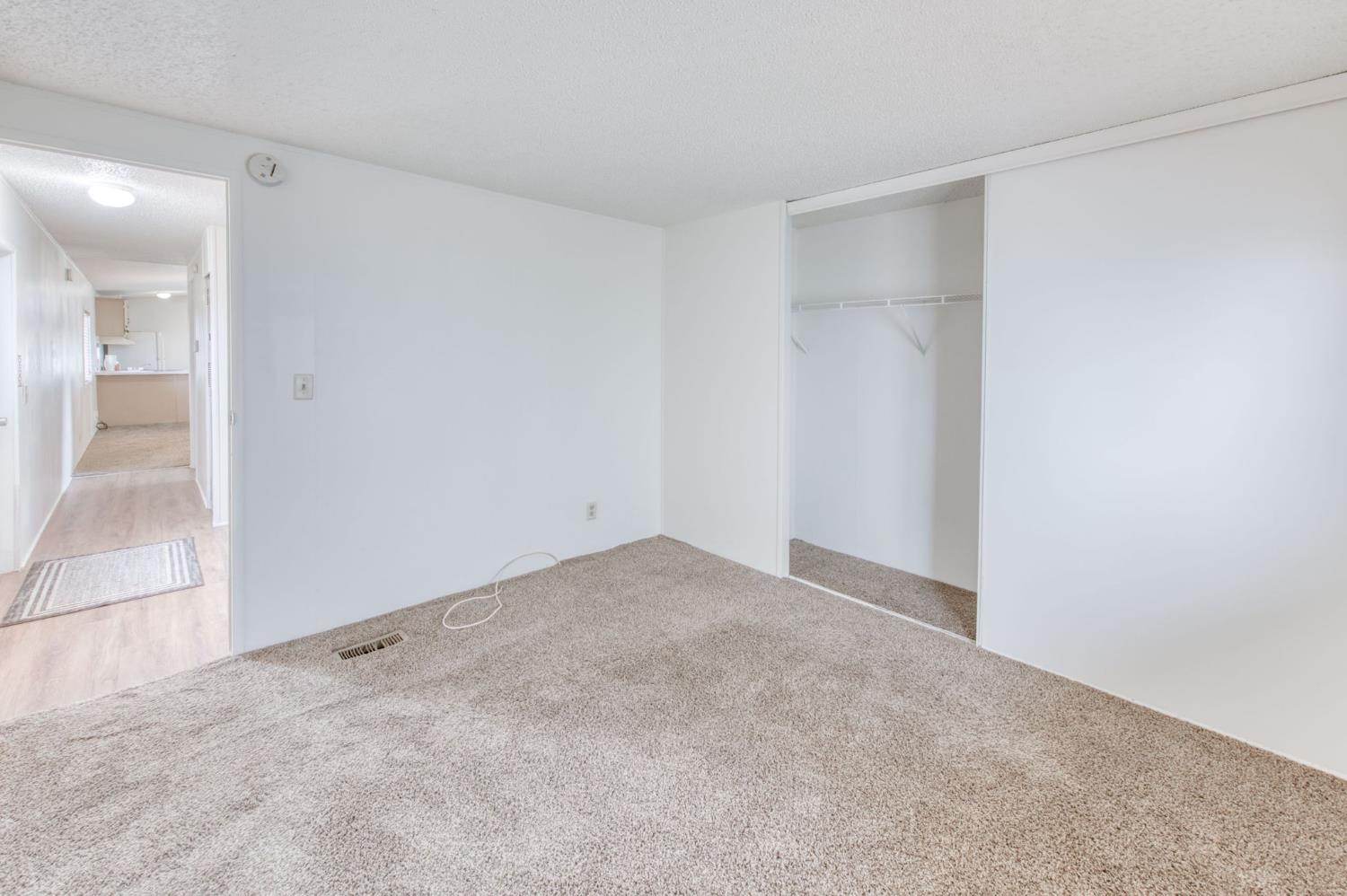 16036 South Del Rey Avenue Kingsburg, CA 93631 - Photo 53 of 64 an empty room with an entryway