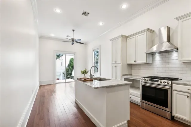 $2,600 | 1805 Governor Nicholls Street, New Orleans, LA 70116