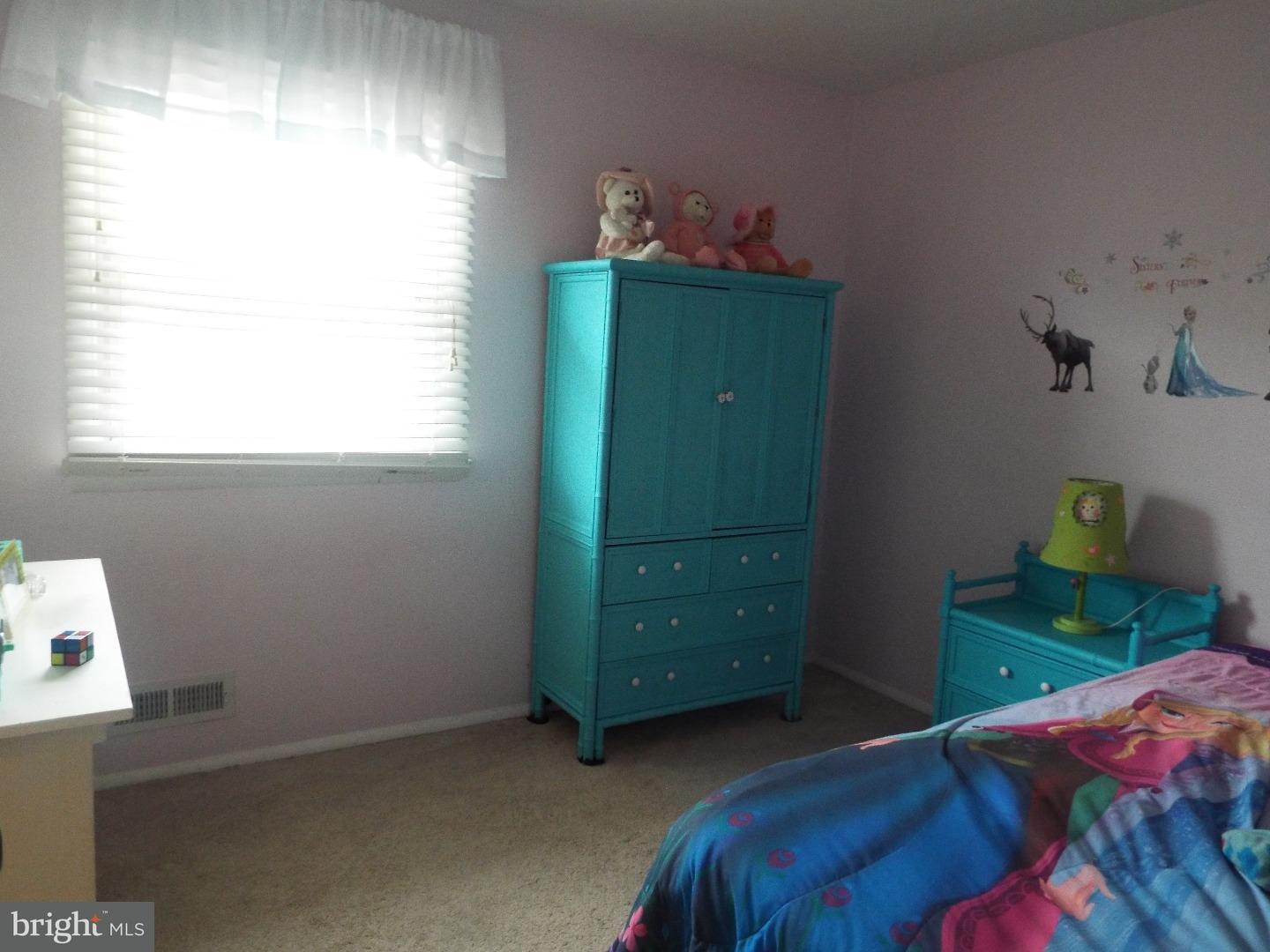 7 Ohio State Drive Riverside, NJ 08075 - Photo 17 of 25 a bedroom with a bed and a window