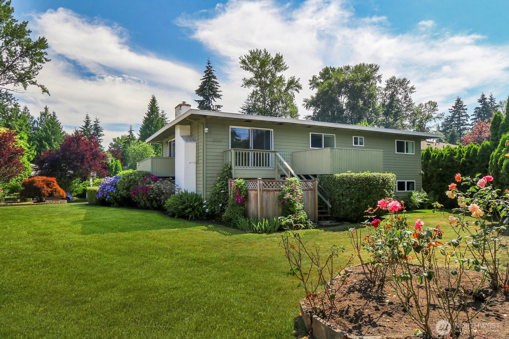 10842 Northeast 149th Street Bothell, WA 98011 - Photo 21 of 28