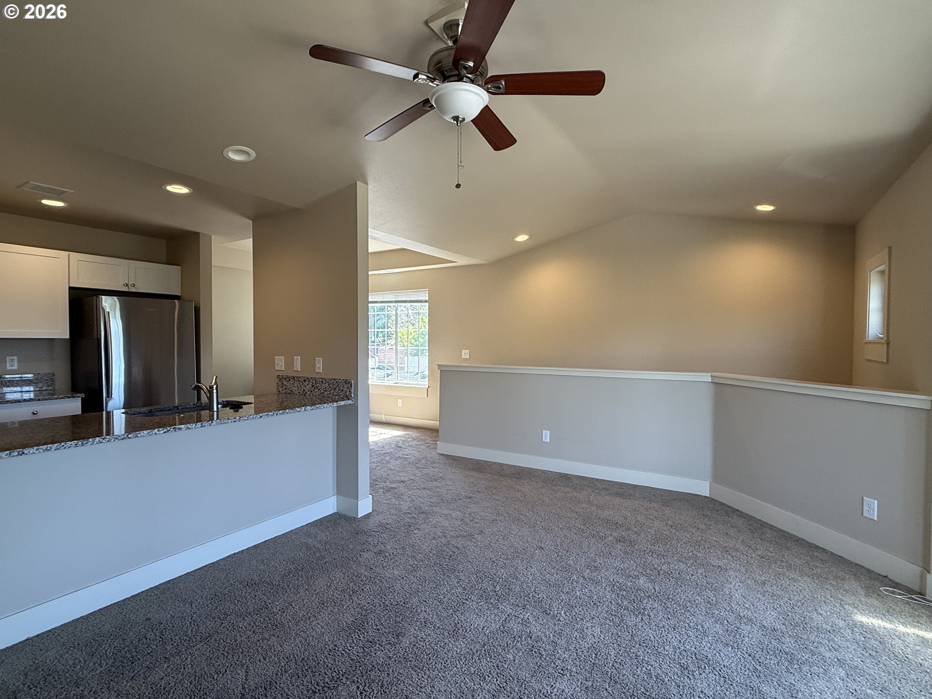 183 South Williams Street Lebanon, OR 97355 - Photo 17 of 29