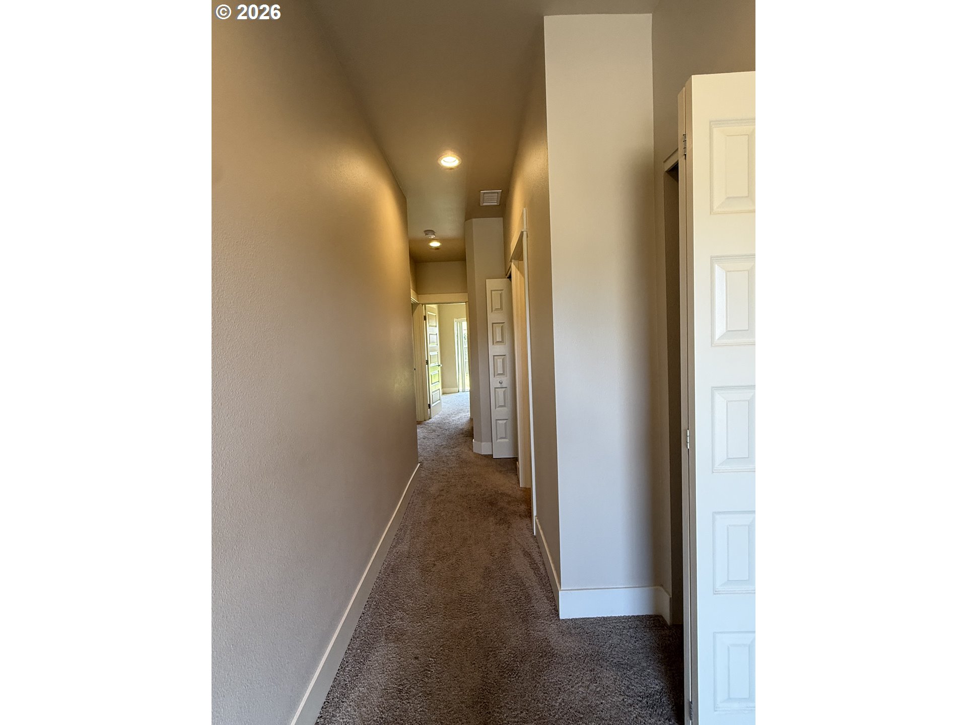 183 South Williams Street Lebanon, OR 97355 - Photo 18 of 29