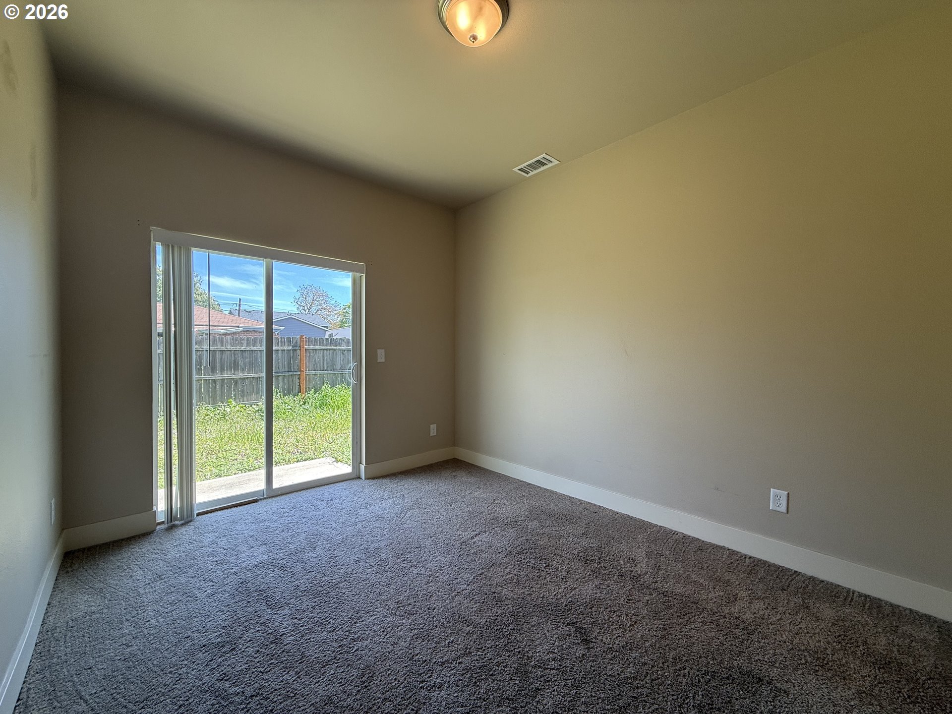 183 South Williams Street Lebanon, OR 97355 - Photo 22 of 29