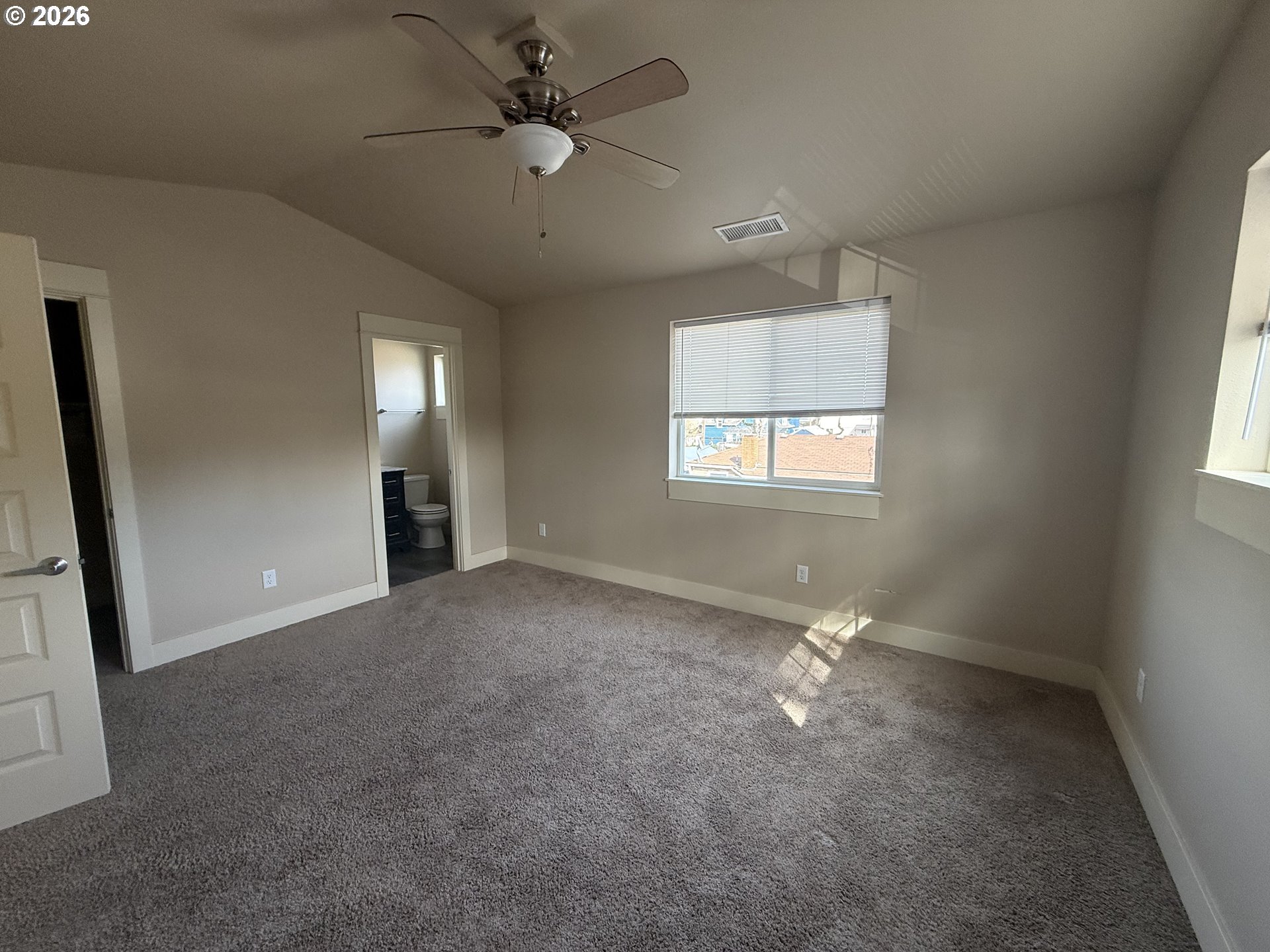 183 South Williams Street Lebanon, OR 97355 - Photo 7 of 15