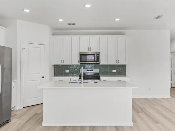 $2,550 | 413 Willet Drive, McKinney, TX 75069