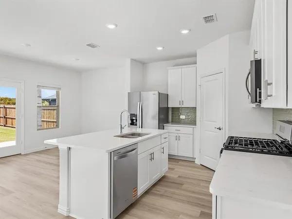 $2,550 | 413 Willet Drive, McKinney, TX 75069