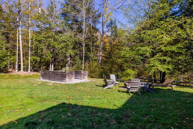 $585,000 | 1886 Winhall Hollow Road, Londonderry, VT 05155