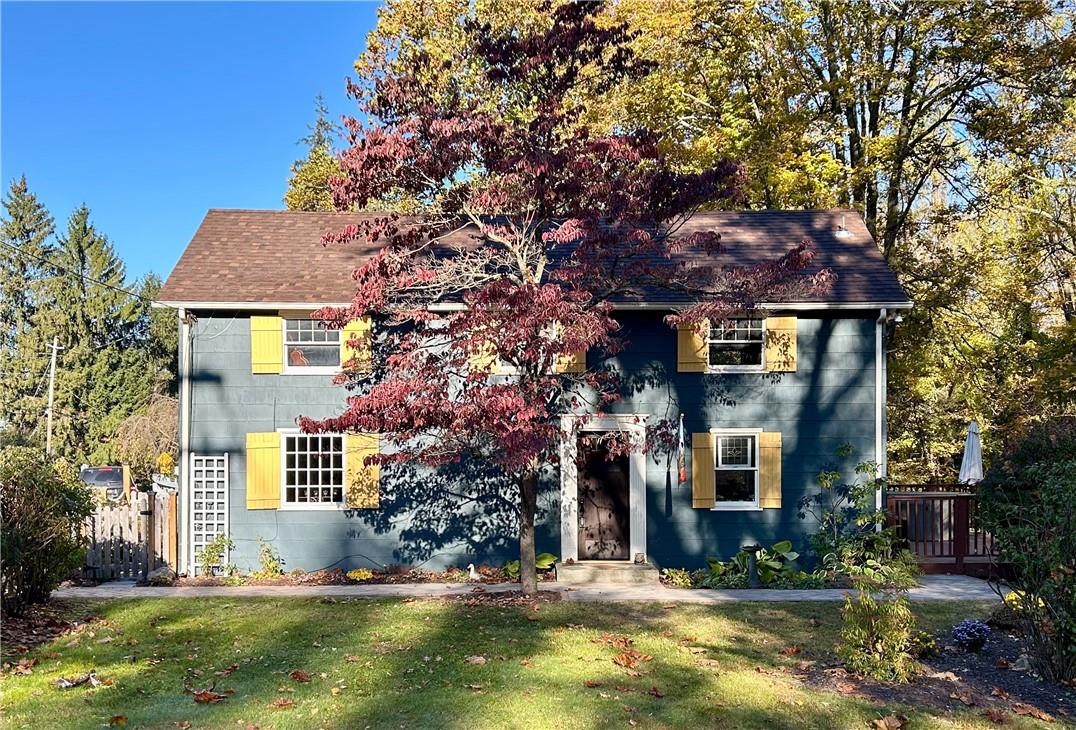 Welcome home to 4 Ryerson Rd located in the quaint hamlet of New Milford