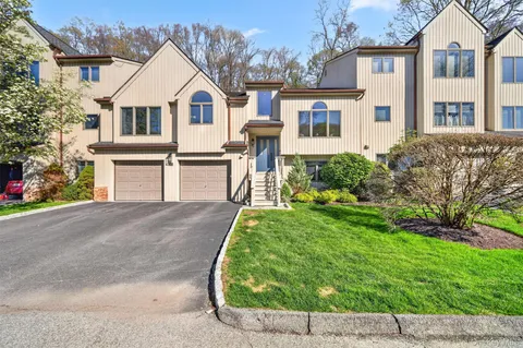 $825,000 | 53 Driftwood Drive, Somers, NY 10589