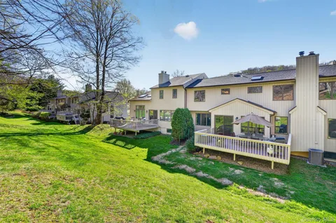 $825,000 | 53 Driftwood Drive, Somers, NY 10589