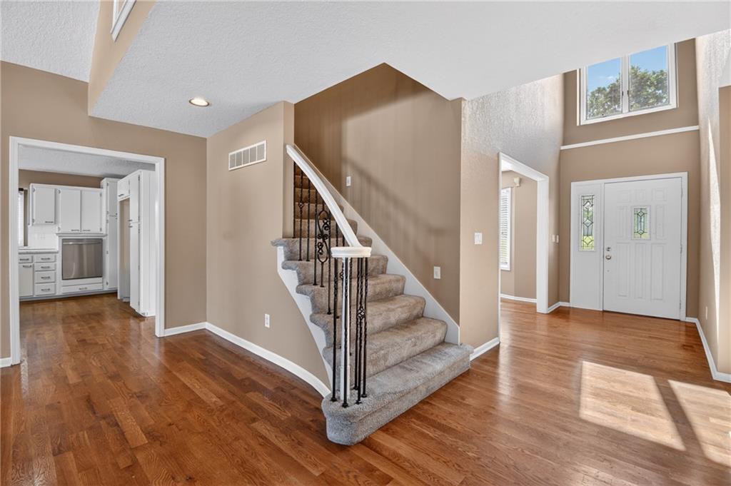 2018 Lexington Road Pleasant Hill, MO 64080 - Photo 8 of 59