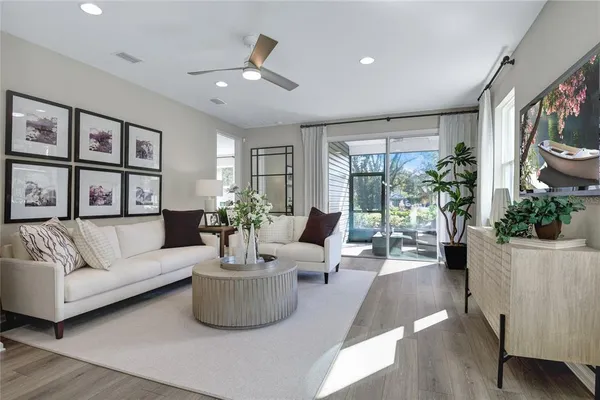 $409,999 | 5141 Spring Maiden Circle, Apollo Beach, FL 33572