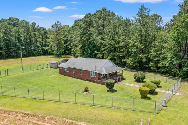 $300,000 | 7548 Highway 41, Jamestown, SC 29453