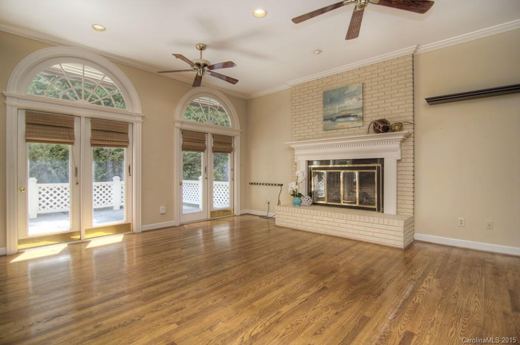 4 Tanglewood Road Lake Wylie, SC 29710 - Photo 6 of 24
