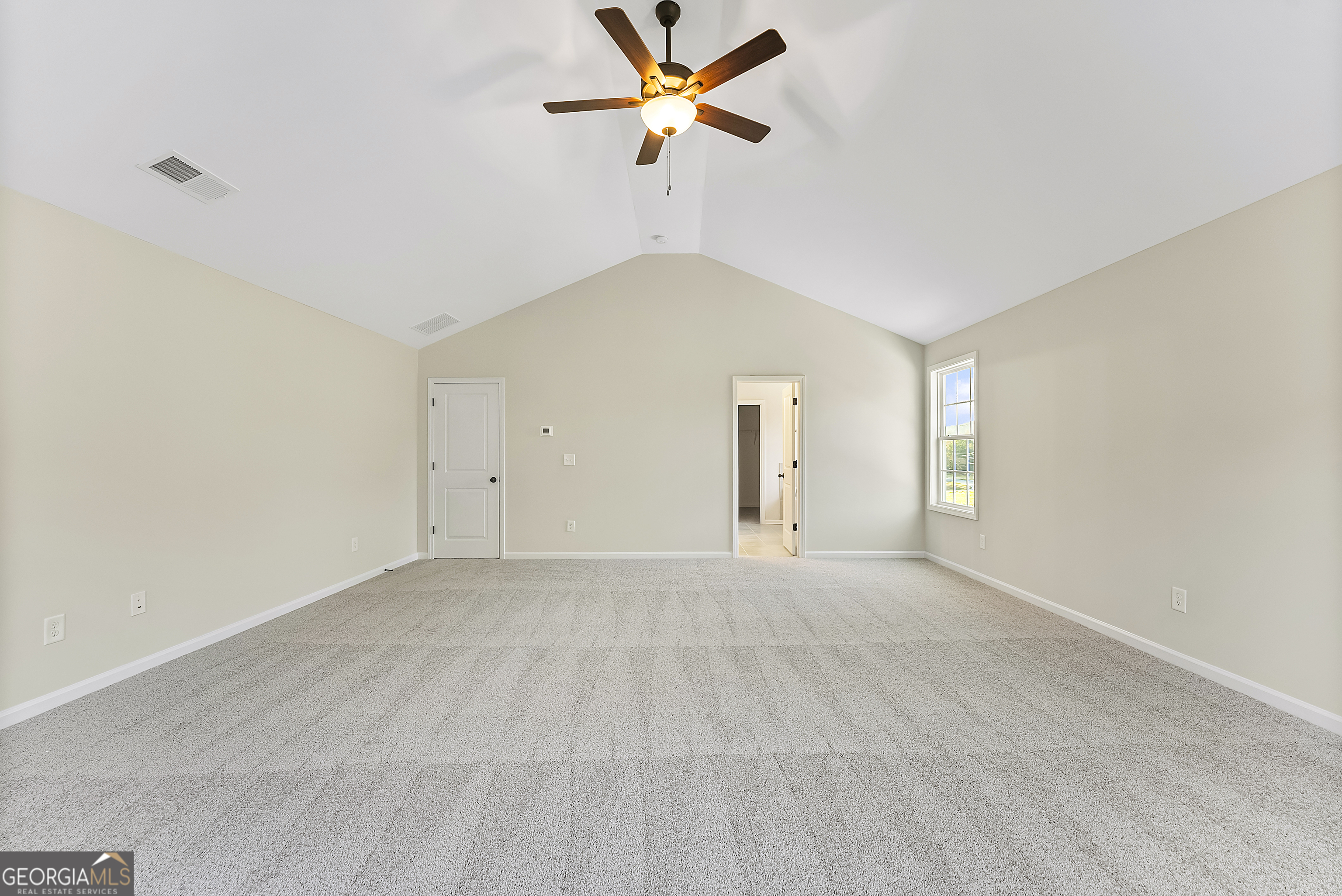 575 Mountain View Drive, Unit 17B Hamilton, GA 31811 - Photo 14 of 34 a view of an empty room