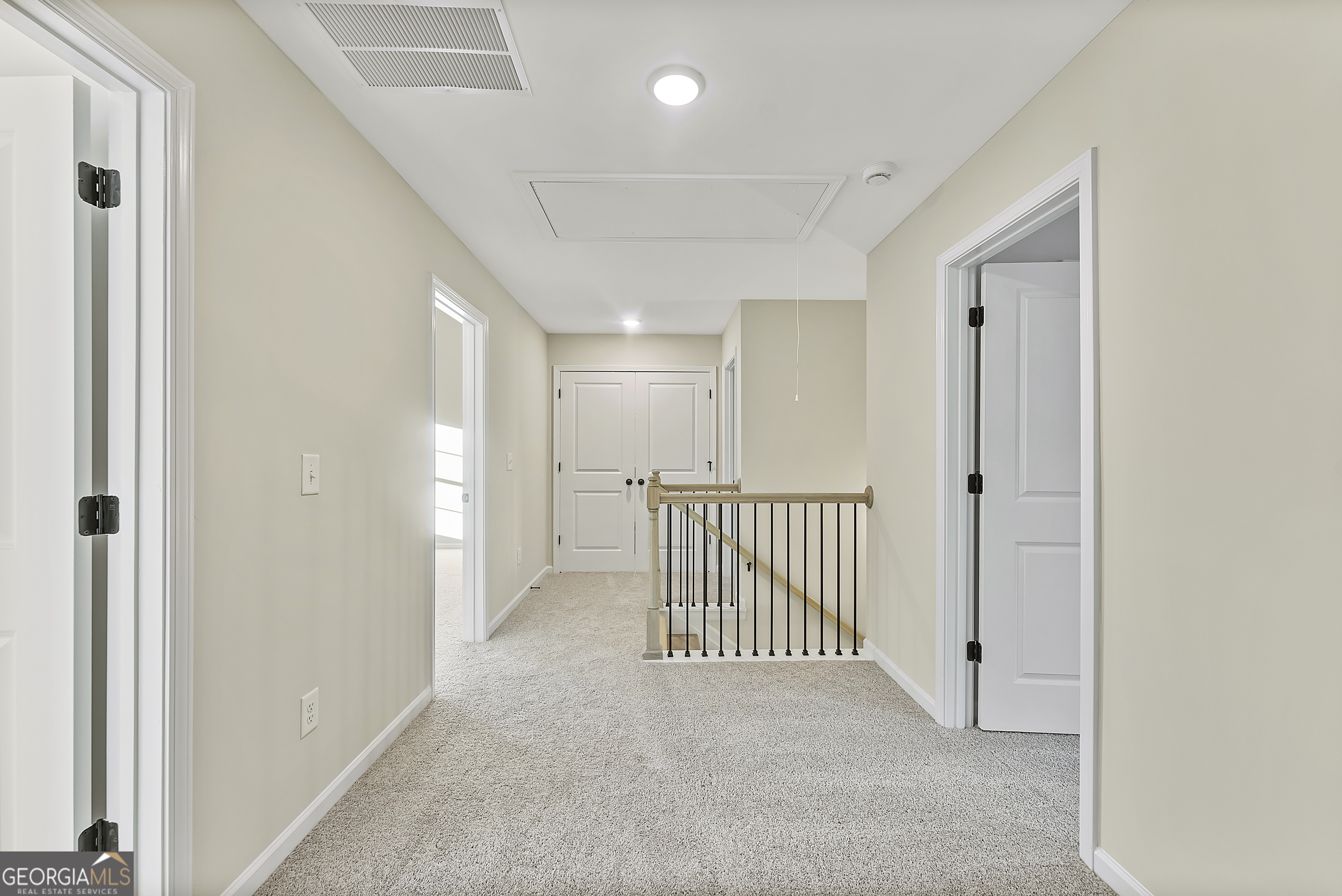 575 Mountain View Drive, Unit 17B Hamilton, GA 31811 - Photo 26 of 34 a view of a hallway