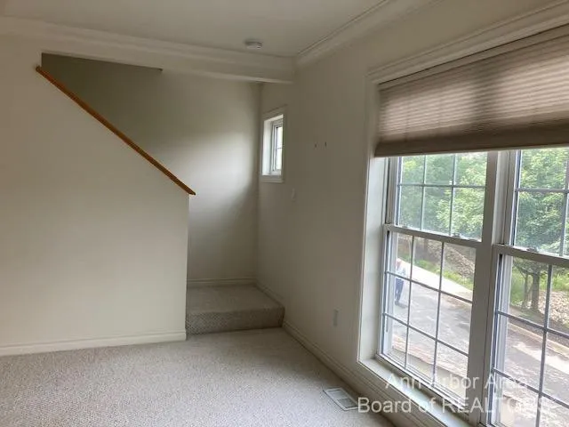 $2,100 | 1023 Bluestem Lane, Ann Arbor, MI 48103