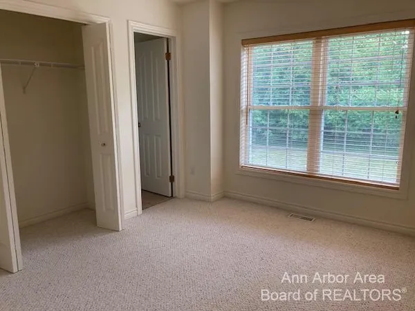 $2,050 | 1023 Bluestem Lane, Ann Arbor, MI 48103