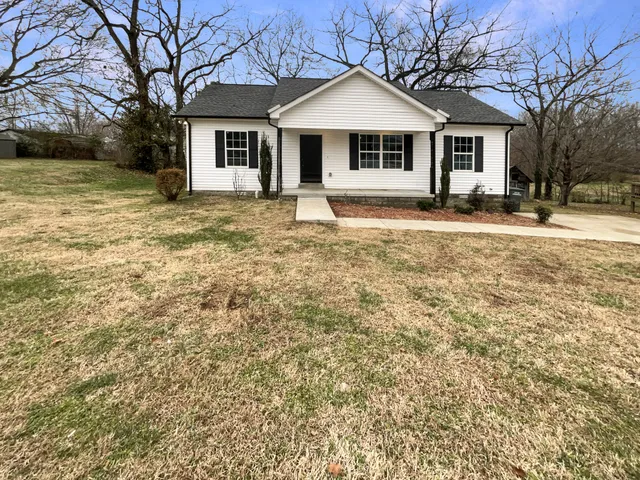 $295,000 | 817 North Brown Street, Springfield, TN 37172