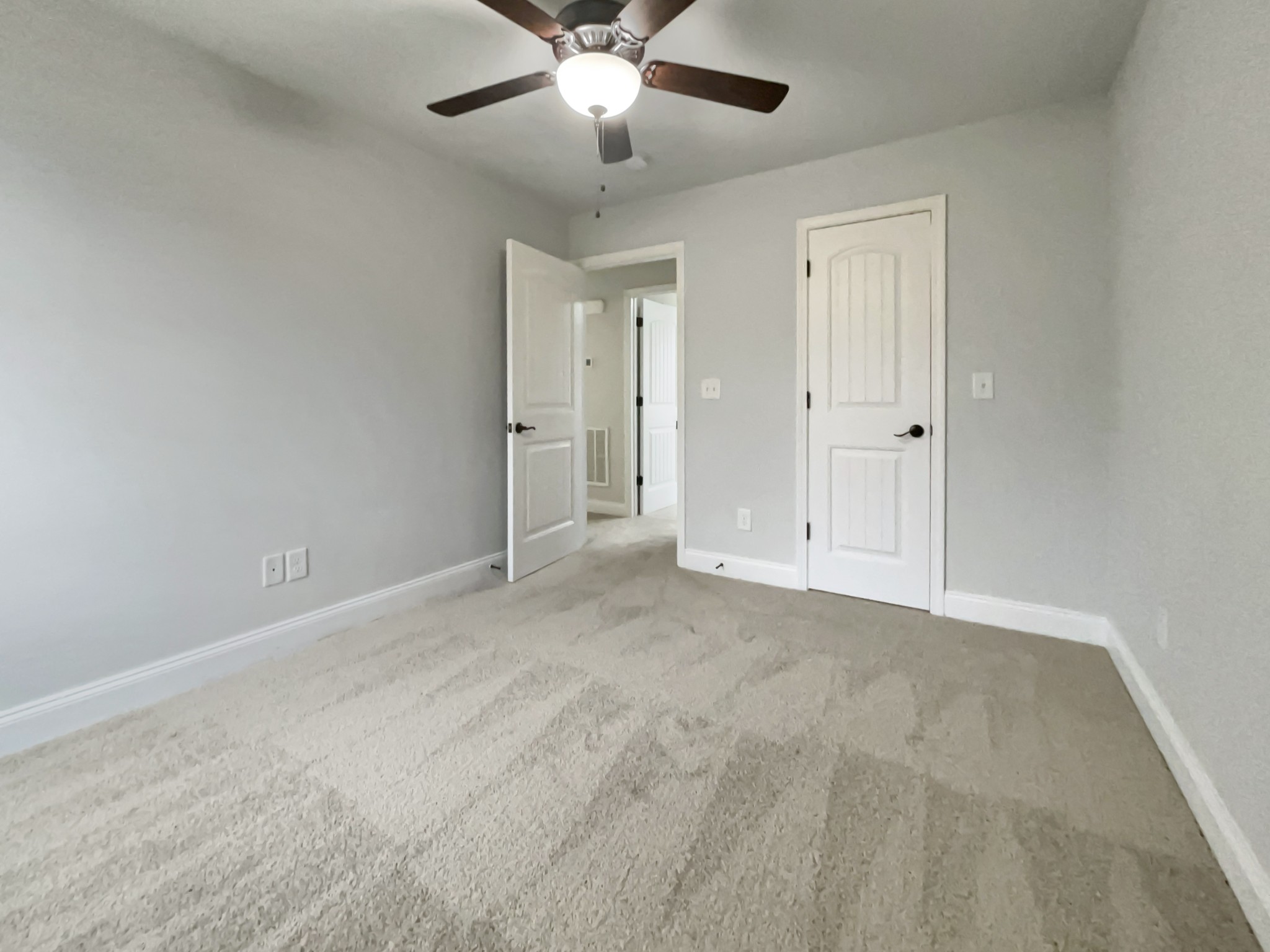 817 North Brown Street Springfield, TN 37172 - Photo 11 of 20 a view of an empty room and chandelier fan