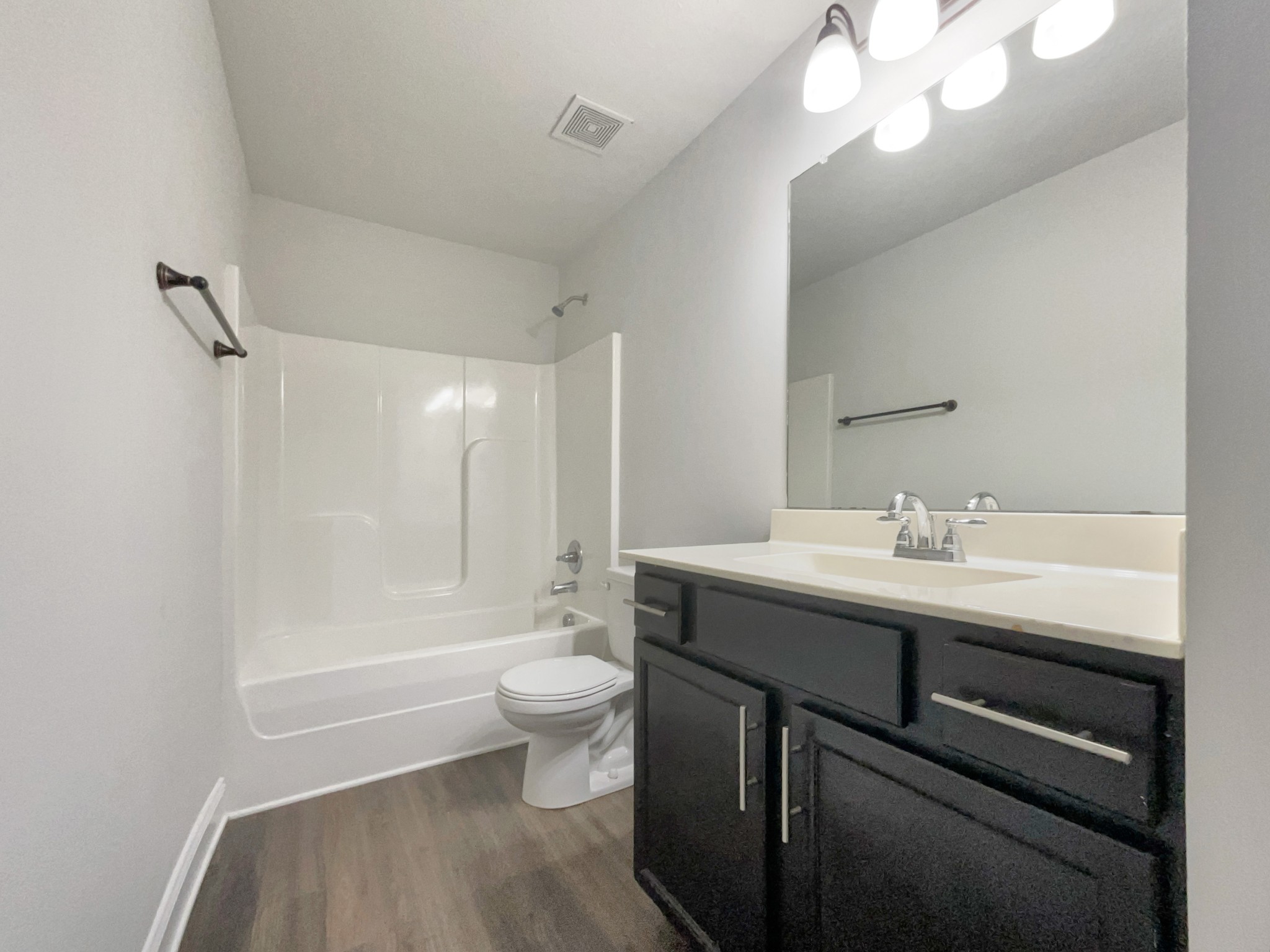 817 North Brown Street Springfield, TN 37172 - Photo 10 of 20 a bathroom with a sink a toilet and shower