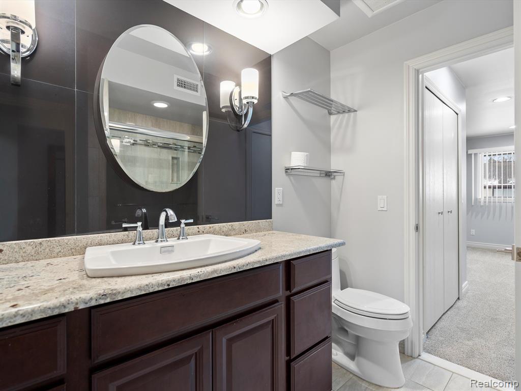 24393 Evergreen Road Southfield, MI 48075 - Photo 15 of 22