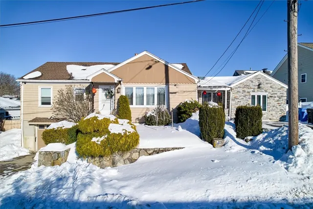 $520,000 | 20 Woodland Avenue, Cranston, RI 02920