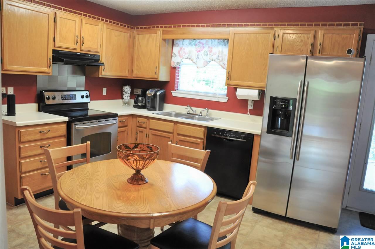 105 Dolphin Court Alabaster, AL 35007 - Photo 5 of 25