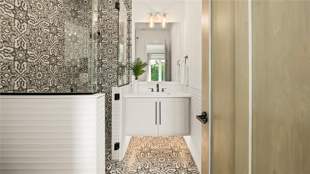 6536 Peacock Road Sarasota, FL 34242 - Photo 64 of 82 Gallery Image 64