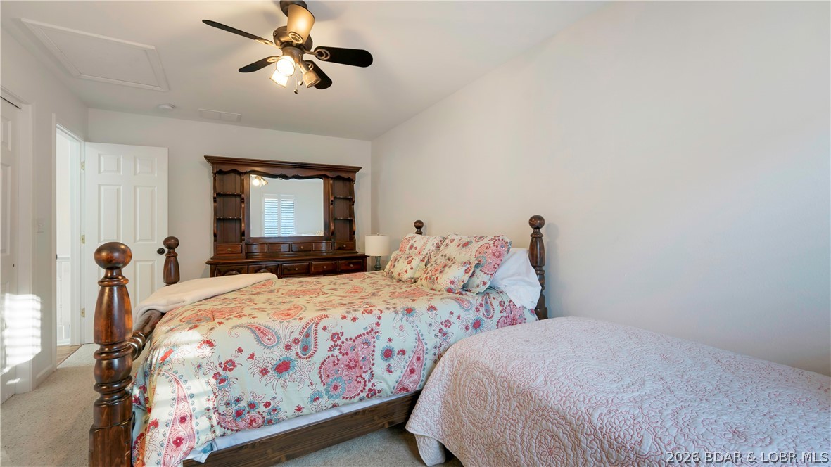 1453 Ginger Road Lake Ozark, MO 65049 - Photo 23 of 46 Guest bedroom