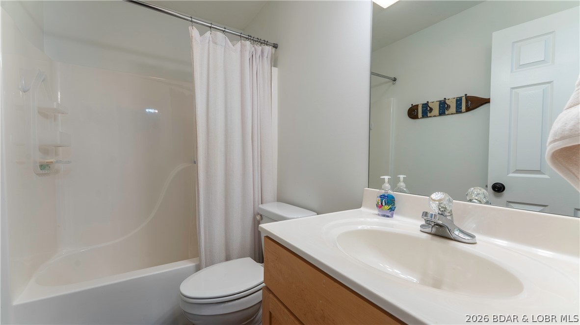 1453 Ginger Road Lake Ozark, MO 65049 - Photo 31 of 46 Lower level full bath