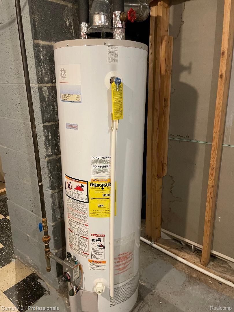 23900 Power Road Farmington, MI 48336 - Photo 20 of 21 WATER HEATER