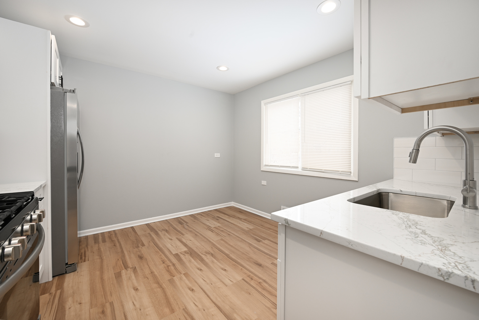 1210 North Wheeling Road Mount Prospect, IL 60056 - Photo 4 of 22