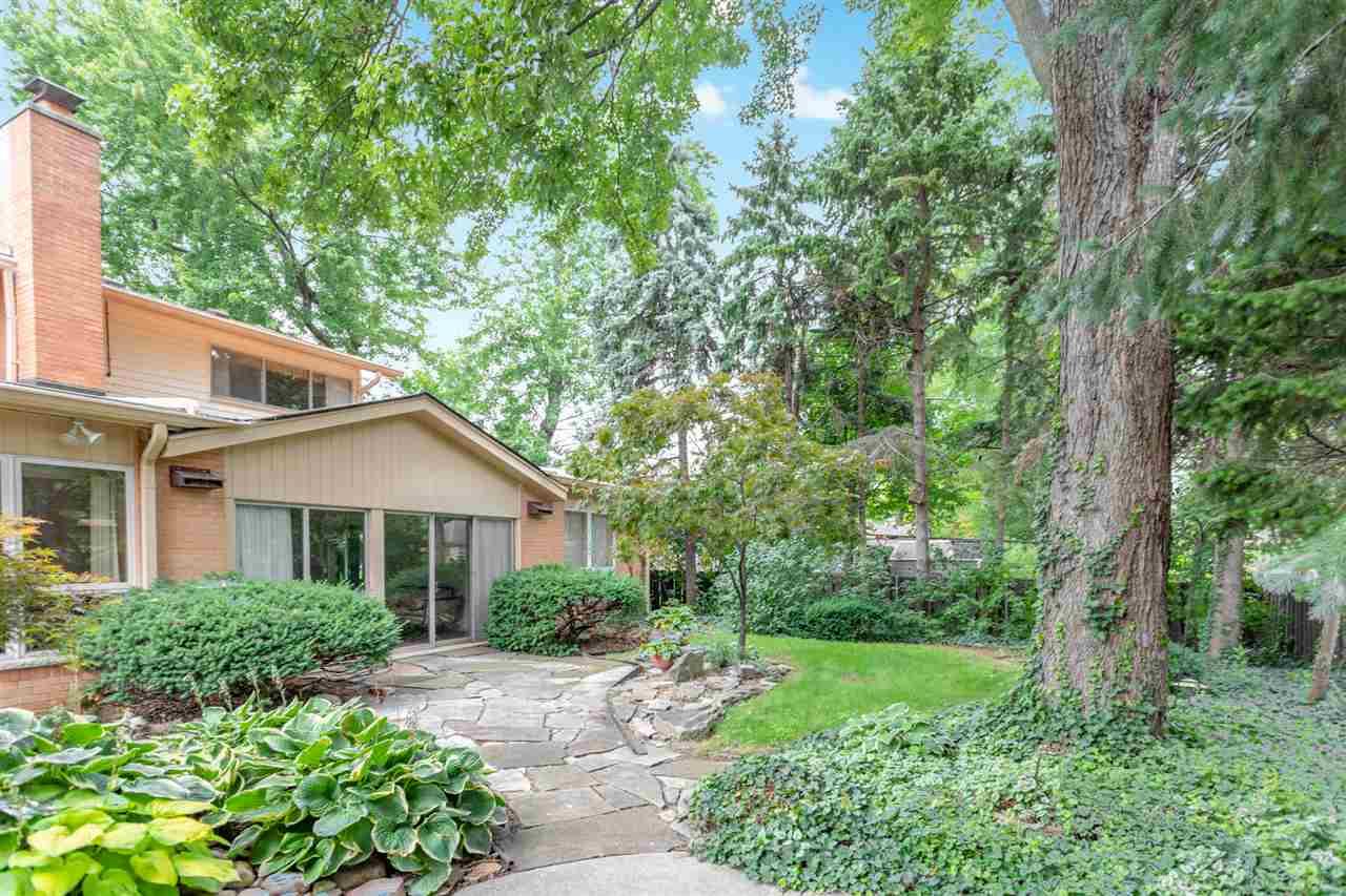 500 Ballantyne Road Grosse Pointe Shores, MI 48236 - Photo 33 of 36