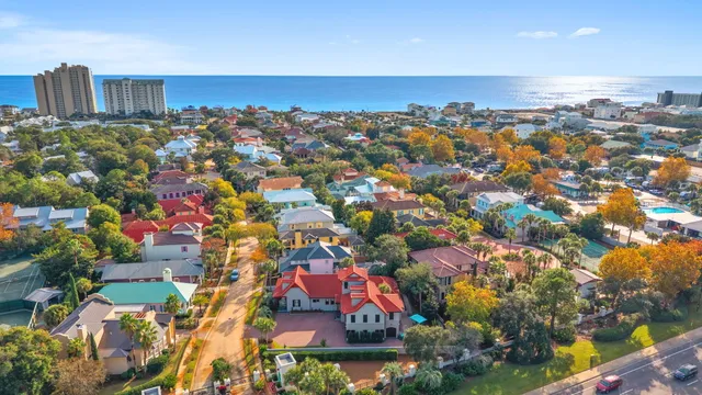 $3,299,000 | 40 Rue Caribe, Miramar Beach, FL 32550