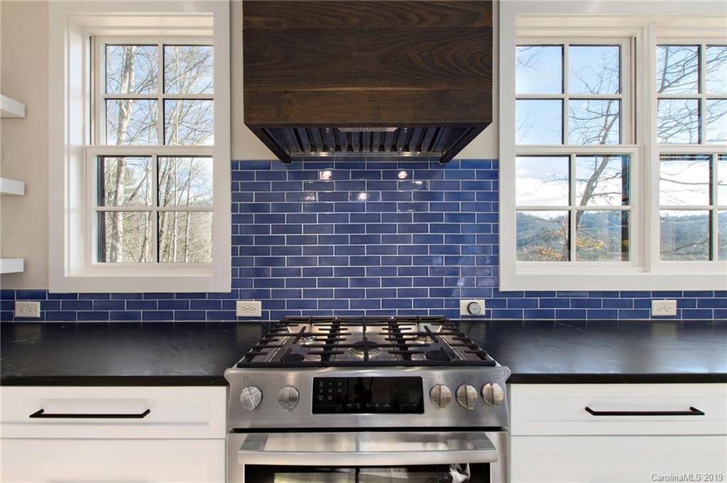 98 Cole Ridge Road Asheville, NC 28804 - Photo 11 of 33 Gallery Image 11