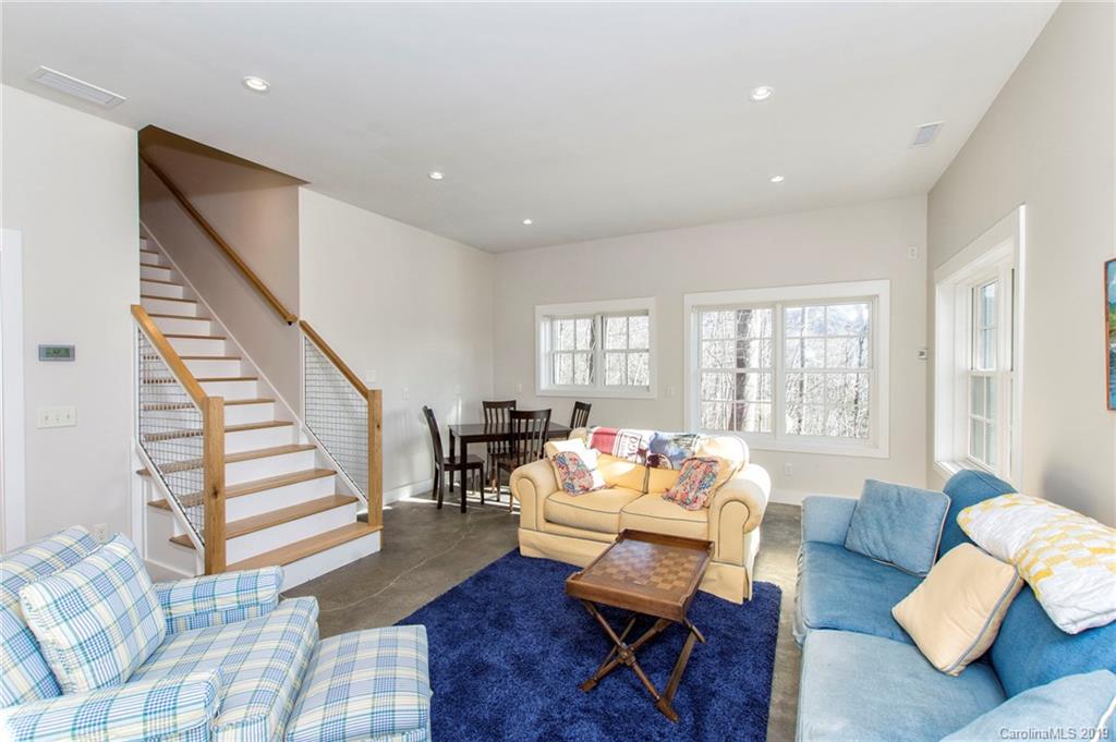 98 Cole Ridge Road Asheville, NC 28804 - Photo 27 of 33 Gallery Image 27