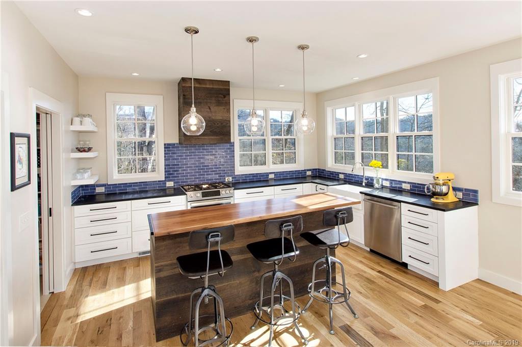 98 Cole Ridge Road Asheville, NC 28804 - Photo 9 of 33 Gallery Image 9