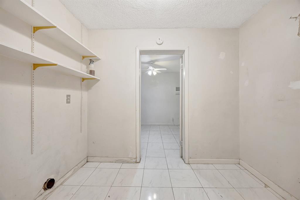 Palmetto Estates Miami, FL 33157 - Photo 35 of 48