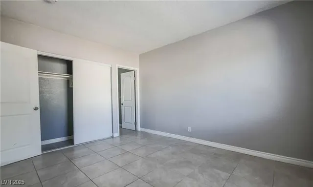 $1,200 | 1912 Lirio Way, Unit D, Las Vegas, NV 89108