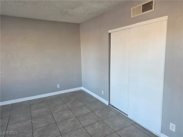 $1,200 | 1912 Lirio Way, Unit D, Las Vegas, NV 89108