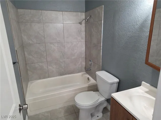 $1,200 | 1912 Lirio Way, Unit D, Las Vegas, NV 89108