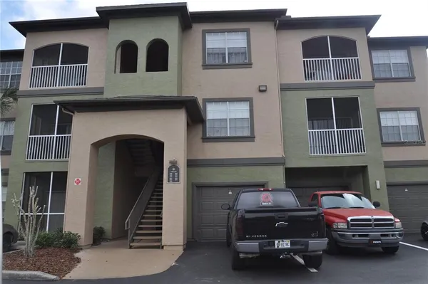 $1,350 | 13113 Sanctuary Cove Drive, Unit 304, Temple Terrace, FL 33637