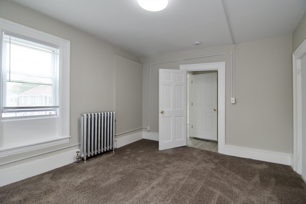 58 Howes Street, Unit 2 Springfield, MA 01118 - Photo 4 of 20